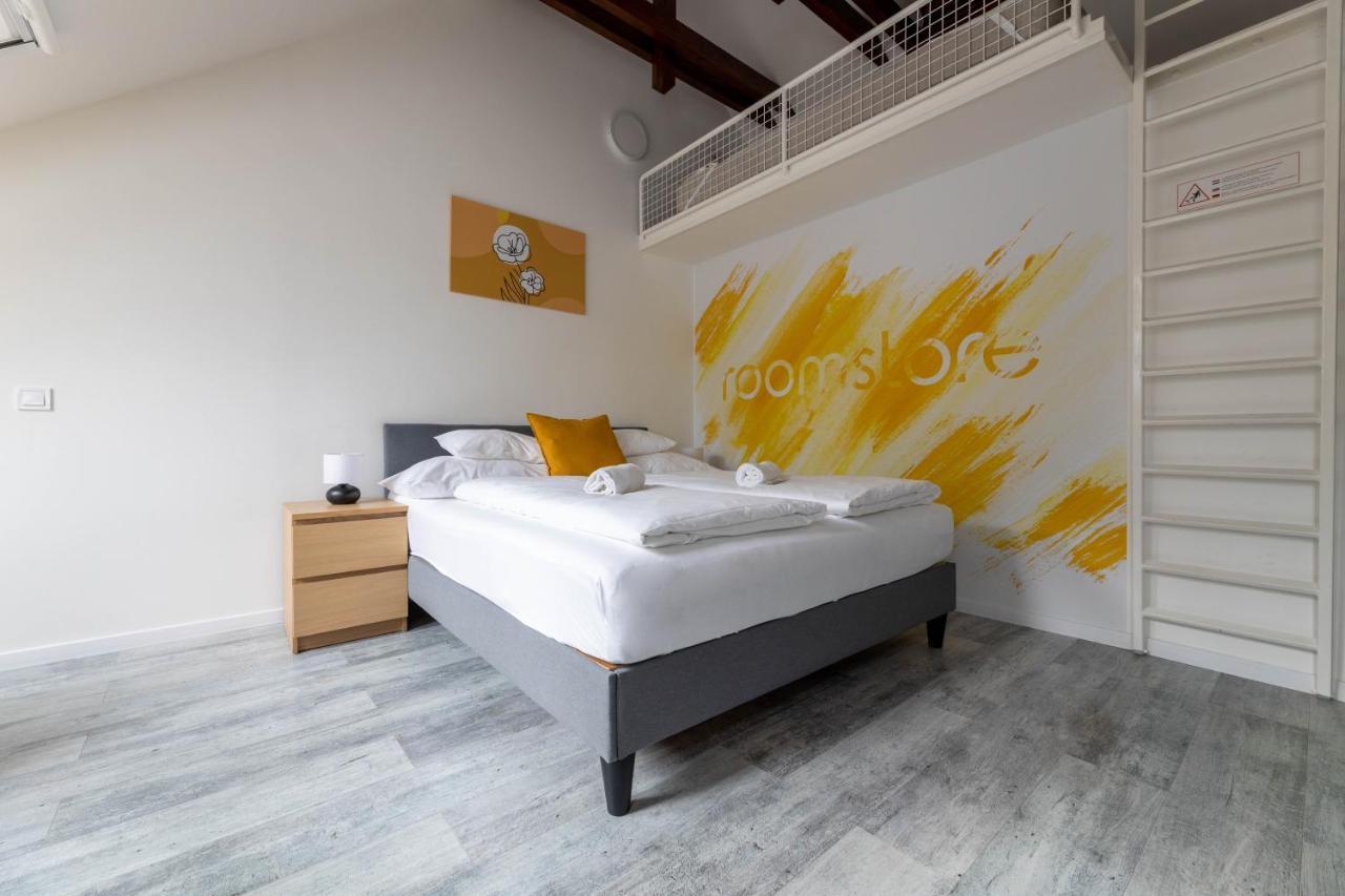 Roomstore Studio Apartments Eğri Dış mekan fotoğraf